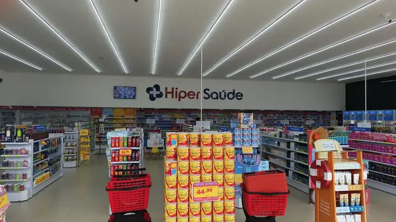 Interior da Farmácia Hiper Saúde em Nova Mutum